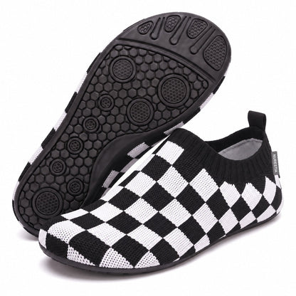 Barefoot sock slippers – Checkered